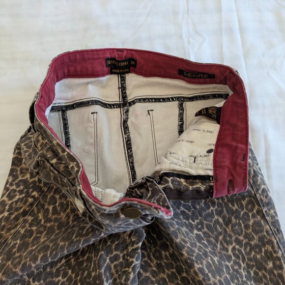 Genetic Denim The Karlie Size 26 Cropped Leopard Print Skinny Jeans - Picture 3 of 16